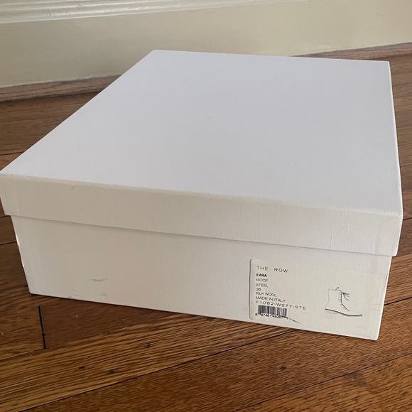 The Row Fara Boot - Picture 11 of 11